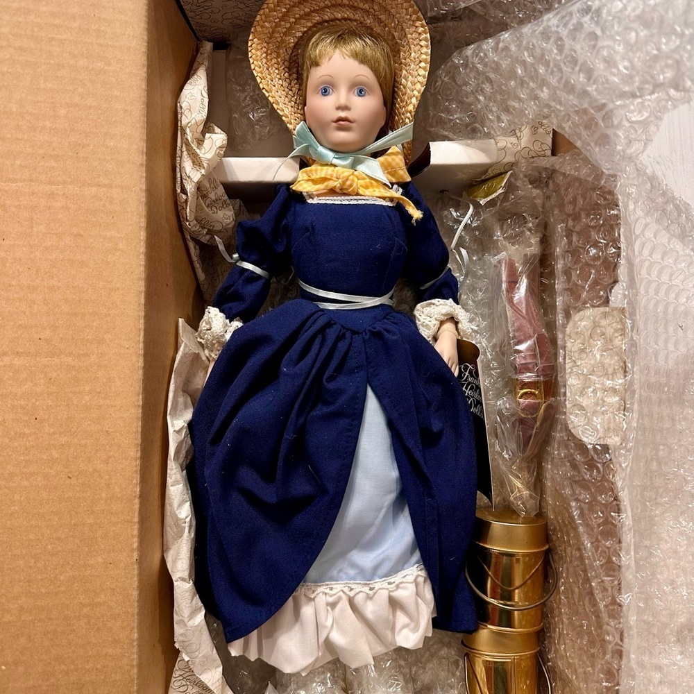 Franklin Mint Heirloom Doll 16” Porcelain Bisque w/ Box & Accessories Vintage